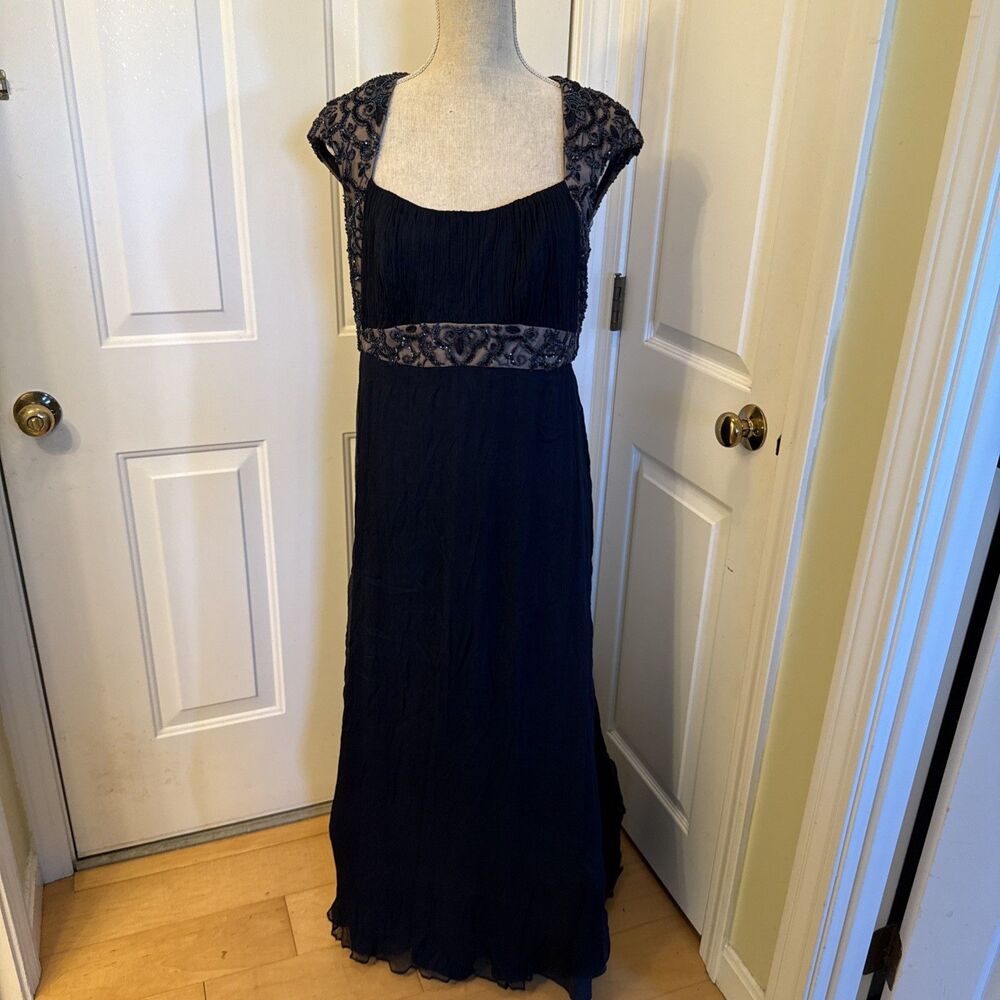 BLUE BEAUTY Tadashi Navy blue silk cap sleeve maxi dress women’s size L